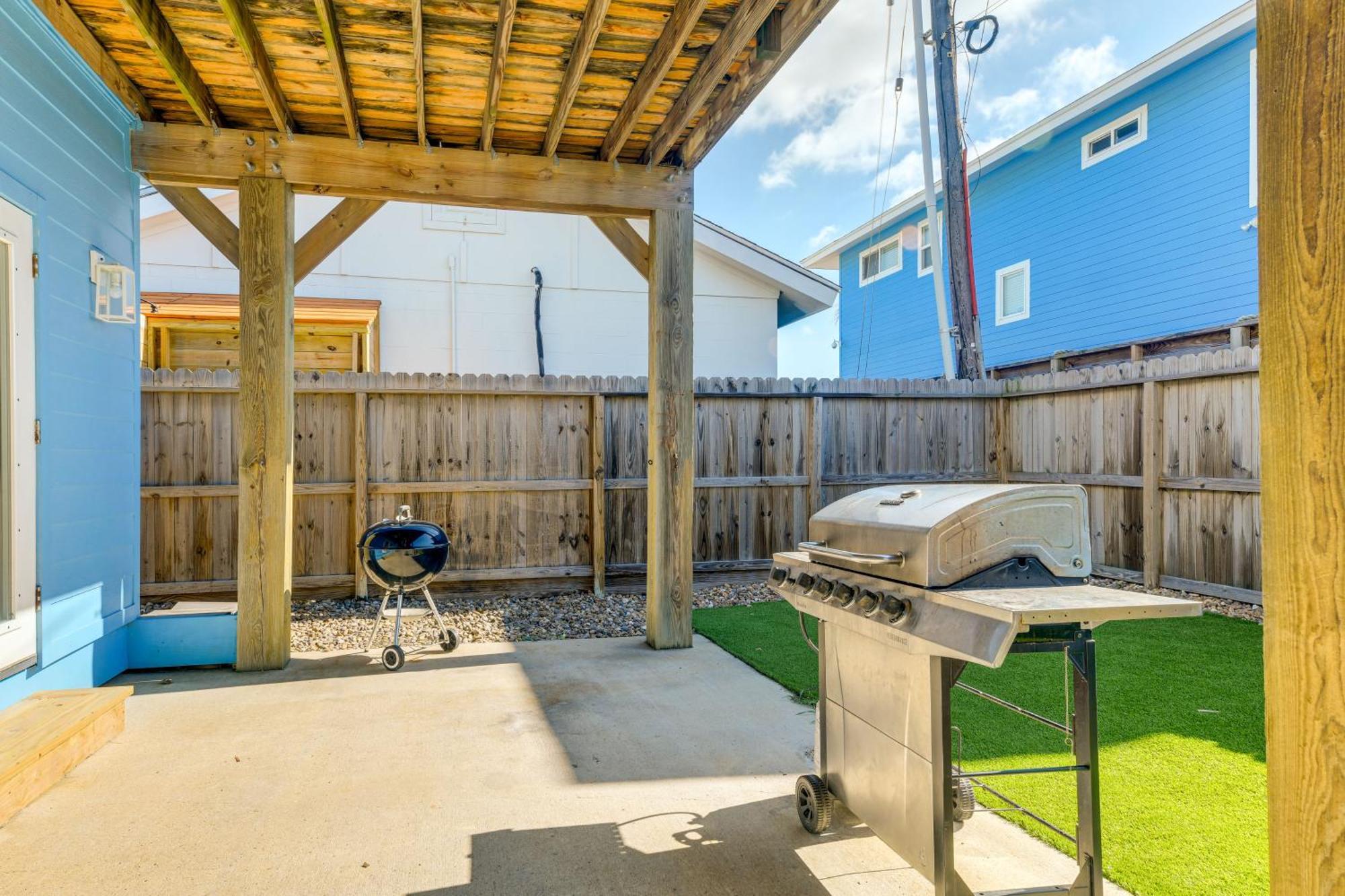 Trendy Port Aransas Home With Private Pool And Deck! Ngoại thất bức ảnh
