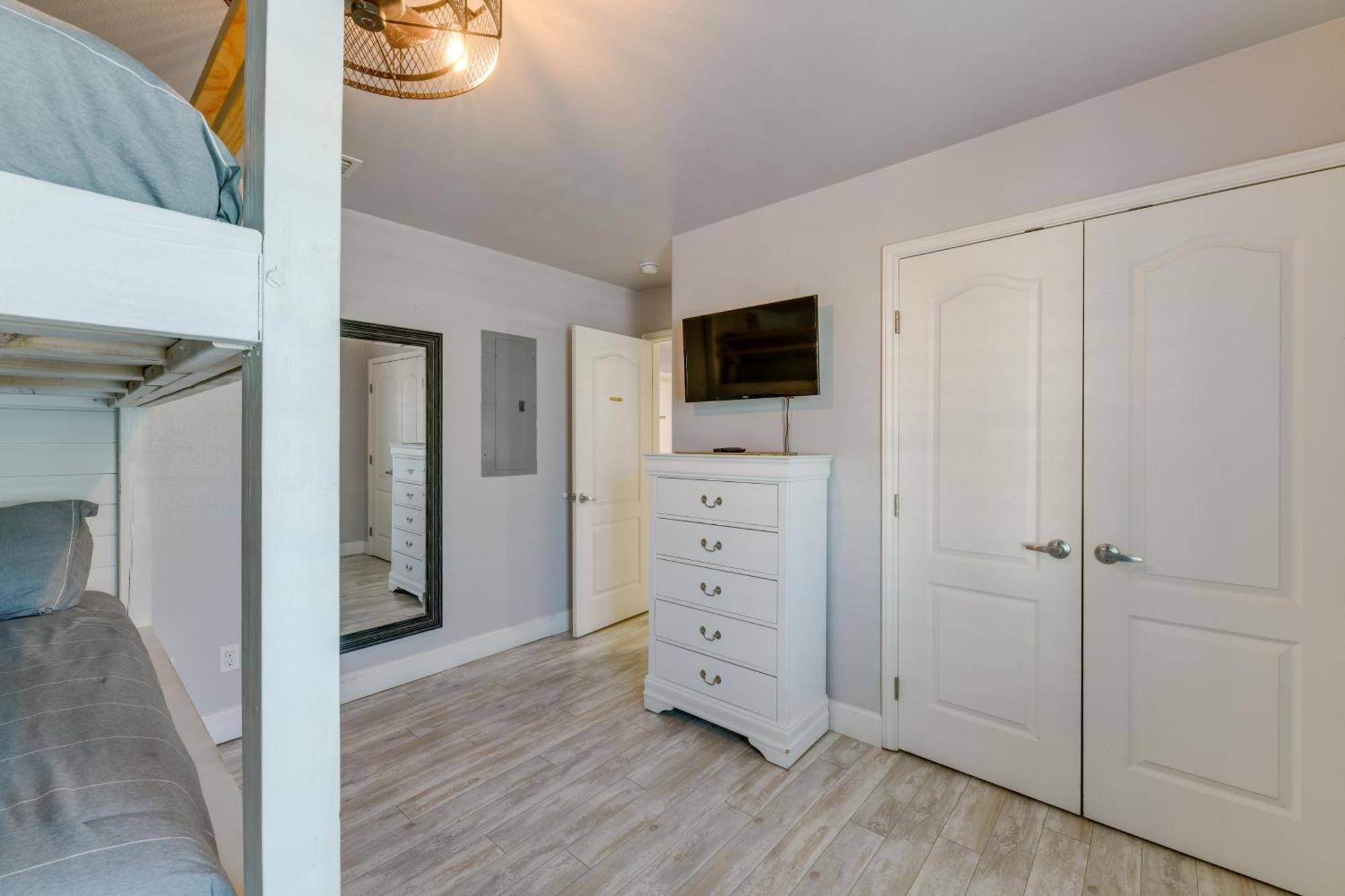 Trendy Port Aransas Home With Private Pool And Deck! Ngoại thất bức ảnh