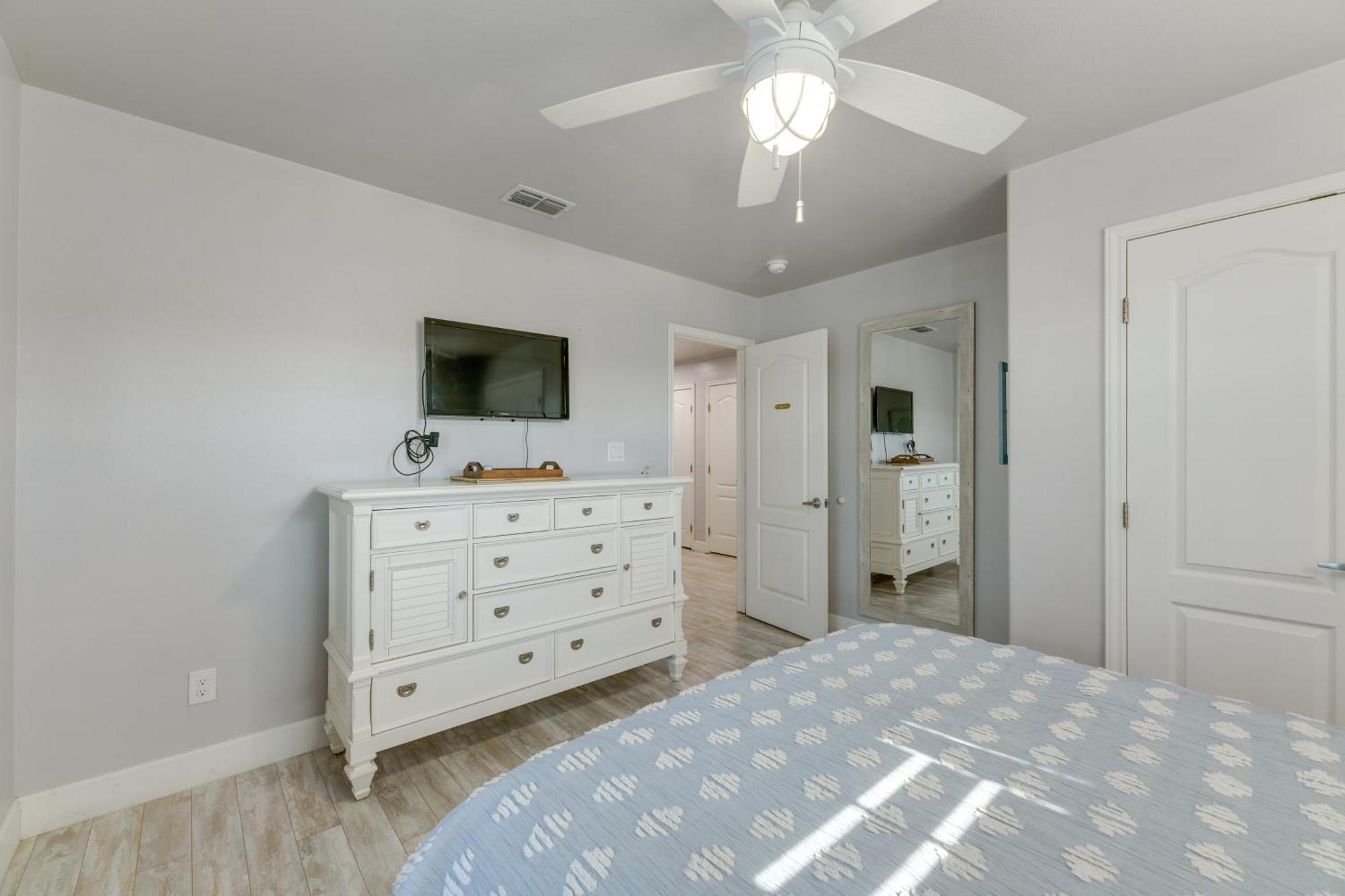 Trendy Port Aransas Home With Private Pool And Deck! Ngoại thất bức ảnh