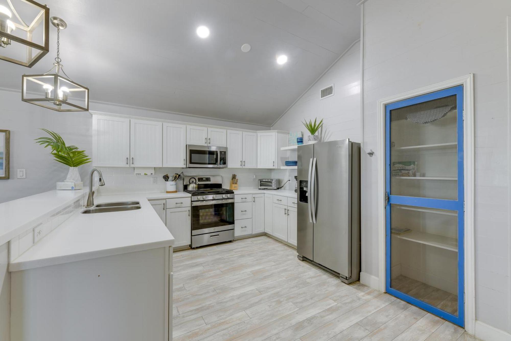 Trendy Port Aransas Home With Private Pool And Deck! Ngoại thất bức ảnh